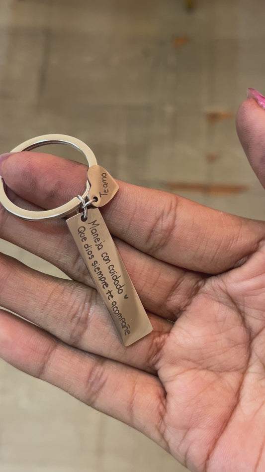 Llavero Vertical con Texto Personalizado